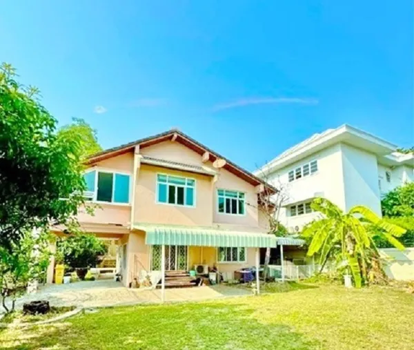 บ้านเดี่ยว 2ชั้น 4 นอน MRTเพชรบุรี 2.16กม. 3 น้ำ รักสัตว์ BTSทองหล่อ 2.49กม ศูนย์วิจัย 50 ตร.ว..บ้านเดี่ยวสุดหรู BTSเอกม