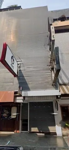 ให้เช่าอาคารพาณิชย์ 4 ชั้น ซอยธนิยะพลาซ่า เหมาะทำธุระกิจทุกประเภท ใกล้ BTS ศาลาแดง