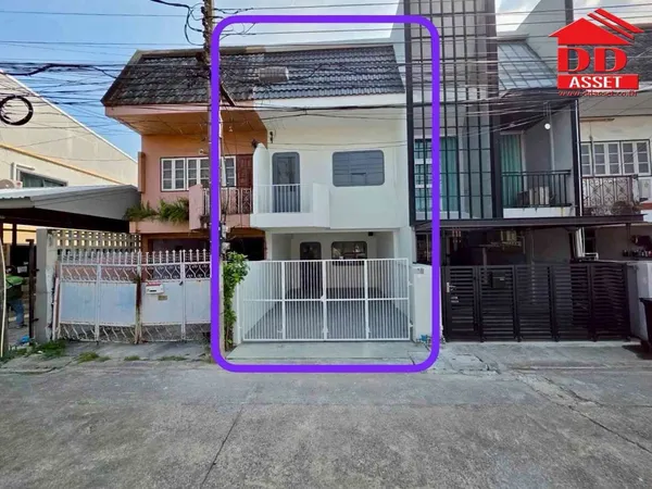 ขาย / ให้เช่า ทาวน์เฮาส์ 2 ชั้น โชคชัย 4 ซอย 55 รีโนเวทใหม่ เฟอร์นิเจอร์ครบ พร้อมอยู่