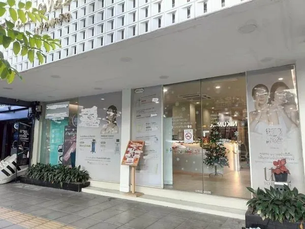 ให้เช่าอาคารพาณิชย์ 4 ชั้น 2 คูหา 28 ตร.ว. ถนนสุขุมวิท ย่านพระโขนง ใกล้ BTS พระโขนง