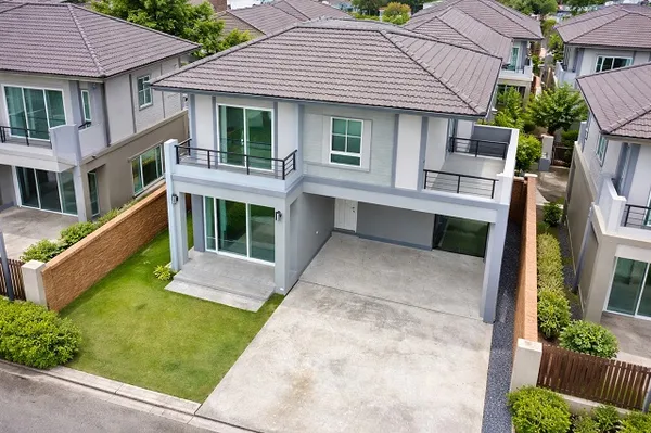 ทำเลถนนคลองหลวง MRT คลองหลวง รังสิตคลอง2 บ้าน2 ชั้น เฟอร์ฯครบ 3 นอน 2 น้ำ ตลาดฟ้ารังสิตคลอง 2 700 ม. 35 ตร.ว. 140 ตร.ม.