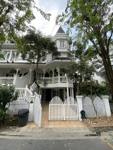 ขายทาวน์โฮม 4 ชั้น 51.5 ตร.ว. โครงการแฟนตาเซีย วิลล่า 2 ถนนสุขุมวิท 107 ใกล้ BTS แบริ่ง