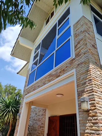 ขายบ้าน2ชั้น ตะพานหิน พิจิตร 3นอน2น้ำ ฮวงจุ้ยดี ไม่ท่วม ร่มรื่น (มีที่ดินแยกขาย)