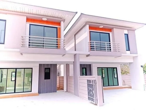 บ้าน หมู่บ้าน ใจกลางเมืองชลบุรี ขนาด = 0 RAI 0 Ngan 39 Square Wah 3779100 - ใกล้กับ หลังโกลบอลเฮ้าส์ ชลบุรี เข้าอยู่ได้ท