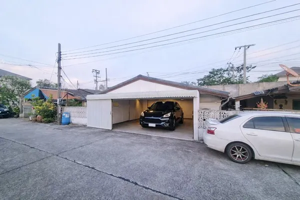 บ้านเดี่ยว 50 ตร.ว. พร้อมแอร์ใหม่ 3 ตัว บางนา-ตราด51-55 ใหม่ ใกล้โลตัส บางนา 900 ม. เมกาบางน 1กม. 3นอน 2น้ำ ทำเลบางนา-ตร