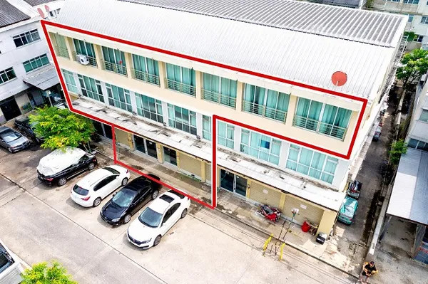 อาคารให้เช่า 3 นอน 5 น้ำอาคาร 4 ชั้น 113 ตร.ว. 453 ตร.ม.มีลิฟต์ ชั้น1-3 ใกล้แม็คโคร คลองหลวง 400ม. ตลาดไอยรา 600ม. โชว์ร