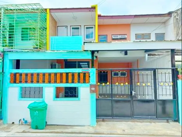 ใกล้ MRT แจ้งวัฒนะ14 600ม. 3นอน 2น้ำ ใกล้รพ. มงกุฏวัฒนะ 500 ม. และตลาดเมืองทอง 24ตร.ว. 192ตร.ม. ทาวน์เฮาส์ 2ชั้น ตกแต่งใ