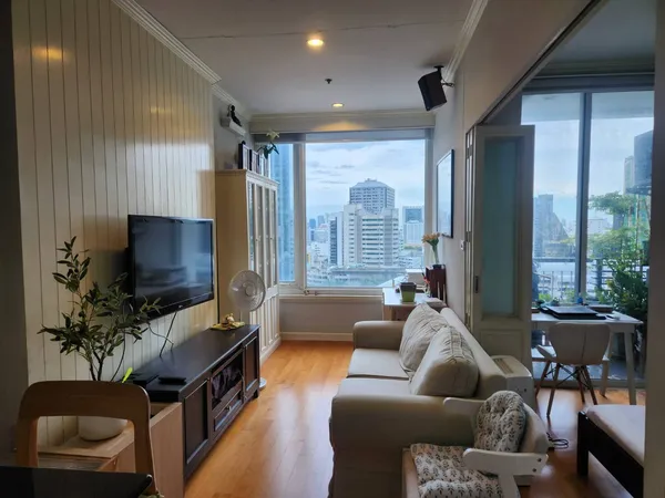 ขายคอนโดวิลล่า ราชเทวี Villa Rachathewi ห้องสตูดิโอ 39.33 ตรม.
ใกล้ BTS ราชเทวี, BTS พญาไท, Airport Link, รถไฟฟ้าสายสีส้มสถานีราชเทวีใกล้แยกราชเทวี
