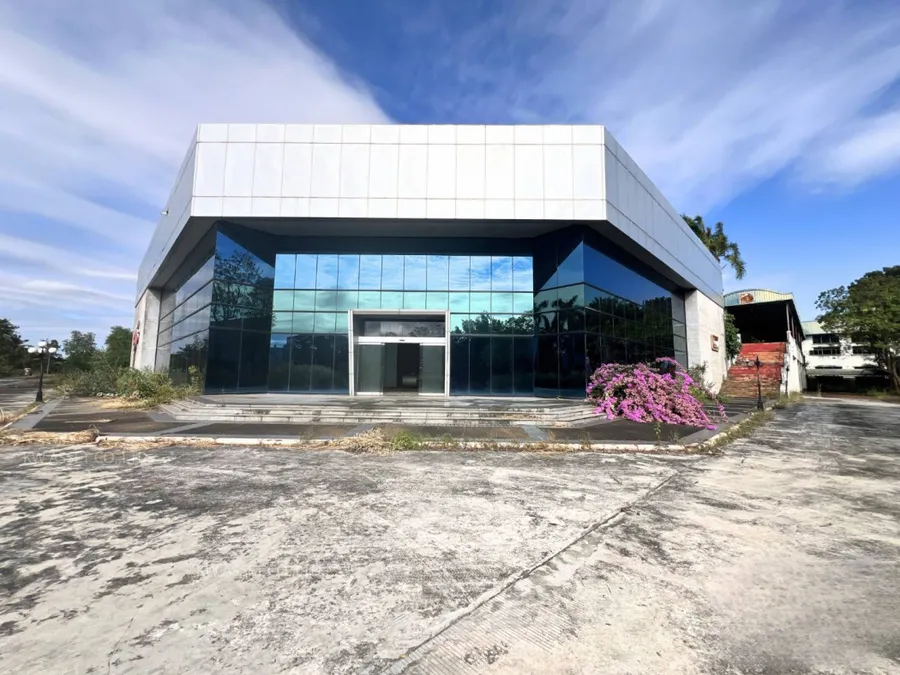 ขาย โรงงาน ที่ดินพร้อมโรงงานติดถนน​ 304​ อ.ศรีมหาโ