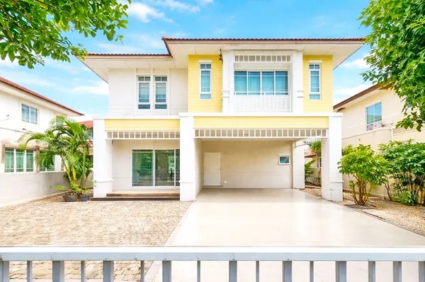 คฤหาสน์ บ้านเดี่ยวให้เช่า 3นอน โรงเรียนสาธิตพัฒนา 700ม. ซาฟารีเวิลด์ 900ม. 3น้ำ. 70 ตร.ว. 280 ตร.ม. 2ชั้น เฟอร์นิเจอร์คร