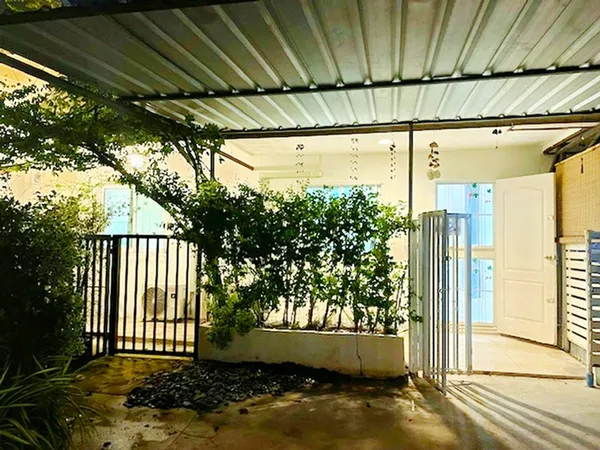 บ้านเดี่ยวชั้นเดี่ยว 2 นอน 1 น้ำ 63 ตร.ม. รีโนเวทใหม่ เมืองขอนแก่น แฟรี่พลาซ่า 600 ม. บึงแก่นนคร 800 ม. วัดศรีนวล 900 ม.