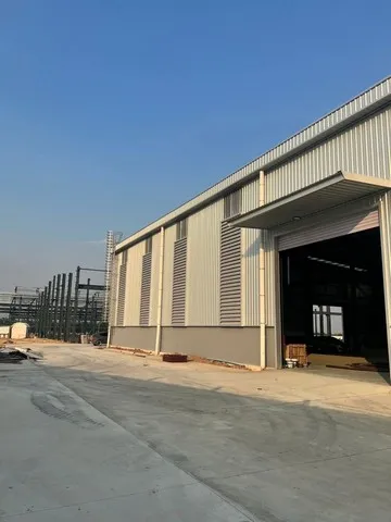 ให้เช่าโกดังบ้านบึงชลบุรี ให้เช่าโกดังขนาด 2,000 และ 3,600 ตารางเมตร สามารถขอใบอนุญาต ร.ง4ได้(ผู้เช่าต้องดำเนินการขอเอง)