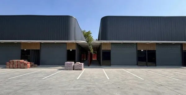 โกดัง พร้อมออฟฟิศ เอกมัย–รามอินทรา ให้เช่า ซอยโยธินพัฒนา 3 - เลียบทางด่วนรามอินทรา - ลาดพร้าว 71