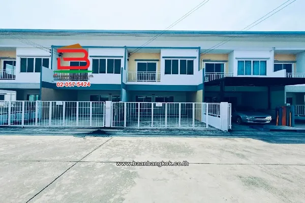 ทาวน์เฮาส์ เนื้อที่ 24.6 ตร.ว. โครงการ เอ็ม.ซี.เอส. เพลส ลำลูกกา-คลอง 6 (M.C.S PLACE Lamlukka-Klong 6) ถนนลำลูกกา ตำบลบึงคำพร้อย อำเภอลำลูกกา ปทุมธานี