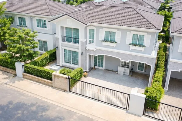 พร้อมเฟอร์ฯครบ 40ตร.ว. 180ตร.ม.อิมพีเรียล เวิลด์ สำโรง 1.1 กม. สุขุมวิท113 บ้านหรูหรา 2ชั้น 4นอน BTS สำโรง 800ม. วัดด่าน