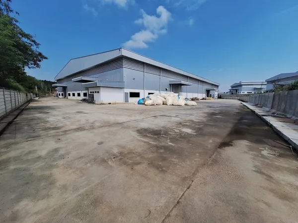 ขายโรงงานบางละมุงชลบุรี ขนาด 8 ไร่ ขนาดโกดัง 4,800 ตารางเมตร เขาไม้แก้ว บางละมุง ชลบุรี พื้นที่สีเหลือง