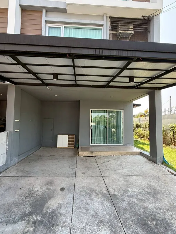 ปล่อยเช่า/ขาย บ้านลุมพินี ทาวน์พาร์ค ท่าข้ามฯ หลังมุม ทิศเหนือ ลมดี เฟอร์ฯ แน่น พร้อมเข้าอยู่!