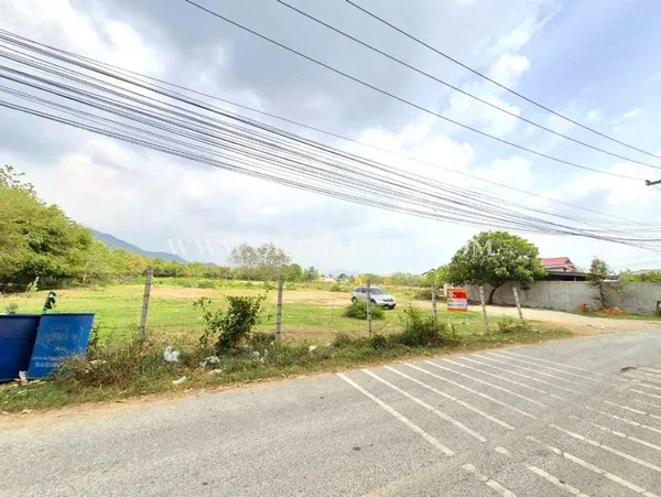 ที่ดินถมแล้ว 9 แปลง แบ่งขาย ใกล้โรงพยาบาลแก่งคอย ต.บ้านป่า อ.แก่งคอย สระบุรี