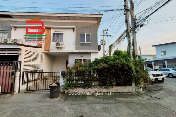 ทาวน์เฮ้าส์ พฤกษา 60/1 (รังสิต-บางพูน) เนื้อที่ 26 ตรว. ตำบลบางลำพูน อำเภอเมืองปทุมธานี