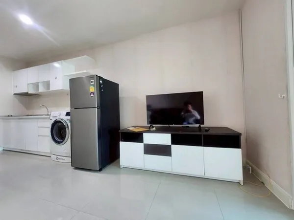 ให้เช่า คอนโด เดอะเลค เมโทร พาร์ค สาทร เฟส3 ขนาด 31 ตรม. ชั้น 7 วิวสระว่ายน้ำ มีเครื่องซักผ้า