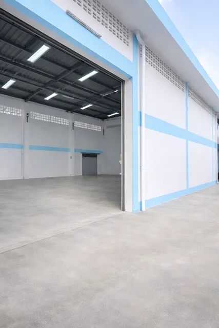 ใกล้วัดโพธิ์แจ้ 300 ม. ไทวัสดุ บางบอน ตรม.ละ 75 ตรม.400 ตร.ม. ติดถนนเอกชัย ถูกที่สุดในโลกโรงงาน 2 ชั้น 100 ตร.วา. 6 นอน