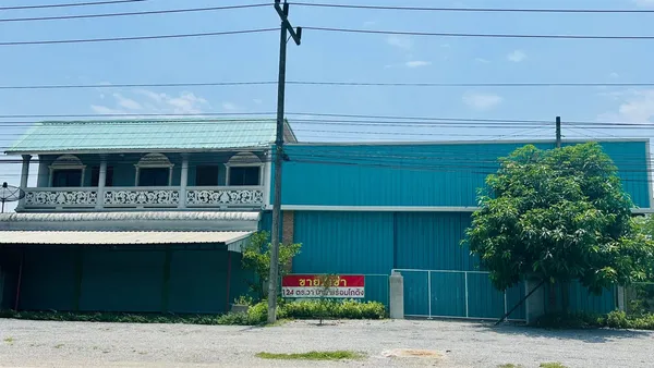 ขาย/เช่า อาคารพาณิชย์ 3 คูหา 2 ชั้น พร้อมโกดังเก็บสินค้า ตำบลห้วยสัก เมืองเชียงราย ระบบน้ำ-ไฟฟ้าพร้อมอยู่ได้ทันที