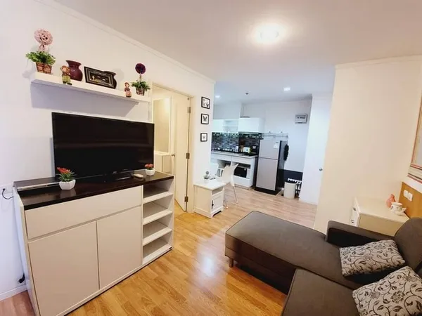 ให้เช่าลุมพินี วงศ์อมาตย์ ห้องหัวมุม วิวทะเล ฝั่งเซ็นทารา