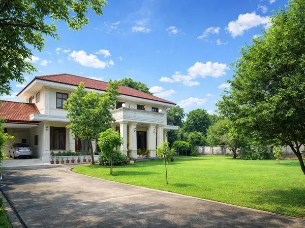 ขายบ้านเดี่ยว 587 ตรว. ถนนเมน หมู่บ้านนวธานี ถนนเสรีไทย 59 เกษตร-นวมินทร์ ใจกลางธรรมชาติ ร่มรื่น พร้อมสนามกอล์ฟในโครงการ