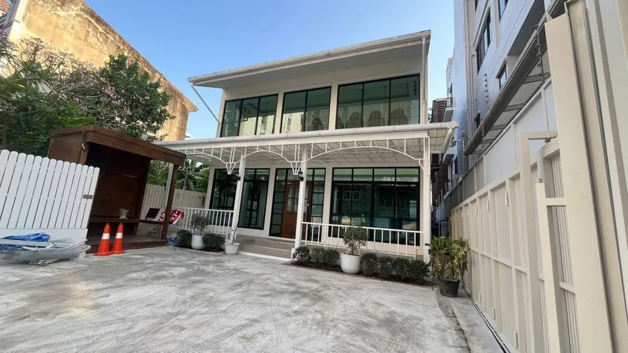 ให้เช่า บ้านเดี่ยว เอกมัย