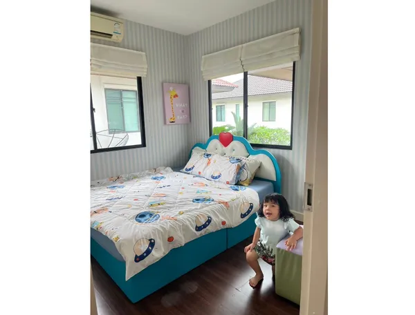 โครงการ พร้อมพัฒน์ ไพร์ม ปัญญาอินทรา 3 ห้องนอน 3 ห้องน้ำ จอดรถได้ 2 คัน ใกล้แฟชั่นไอส์แลนด์ ใกล้โรงเรียนสาธิตพัฒนา หมู่บ้านสงบร่มรื่น เหมาะแก่การพักผ่อน