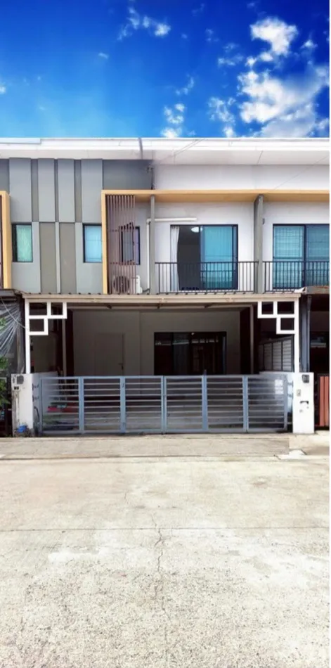 ให้เช่า ทาวน์โฮม The Connect Pattanakarn 38