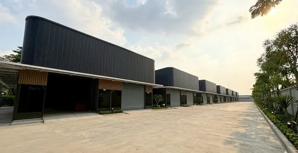 โกดัง+ออฟฟิศ ให้เช่า ศรีนครินทร์ 16 ติดกับ MRT หัวหมาก