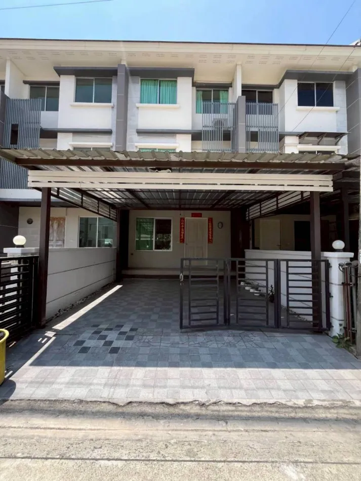 ให้เช่า ทาวน์โฮม ทาวน์พลัส เทพารักษ์ โครงการติดถนน