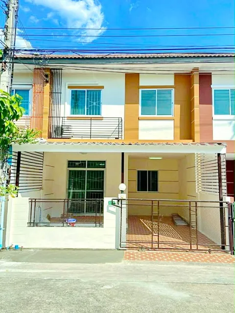 ซาฟารี ปัญญา ทาวน์เฮ้าส์ 2 ชั้น 3นอน 2 น้ำ 18ตร.วา. ใกล้MRTคู้บอน 900 ม. ถ.เลียบคลองสอง