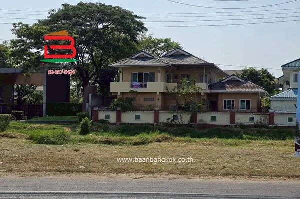 ที่ดินพร้อมบ้าน พนาสนธิ์การ์เด้นโฮม 7 วงแหวน-อ่อนนุช (ใกล้สวนหลวงร.9) เนื้อที่ 136.5 ตรว. ซอยกาญจนภิเษก 46 แขวงดอกไม้ เขตประเวศ