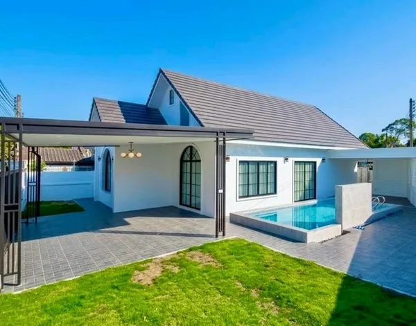 บ้านเดี่ยวพูลวิลล่าซอยสยาม ซอยหนองปรือ 3 เฟอร์ครบหิ้วกระเป๋าเข้าอยู่ได้เลย