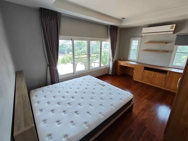 ให้เช่าบ้านเดี่ยว  หลังมุมโครงการ Casa Ville ราชพฤกษ์ รัตนาธิเบศร์ 1 ติดถนนราชพฤกษ์ เดินทางสะดวกใกล้ Central Westgateและ โรงเรียนนานาชาติ DBS
