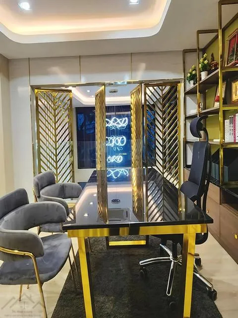 HR 9746 ให้เช่าโฮมออฟฟิศหรู 3 ชั้นครึ่ง หลังมุม 300 ตรม. ลาดพร้าววังหิน เฟอร์นิเจอร์ครบ (ใหม่) พร้อมอยู่ ใกล้โรงพยาบาลเป