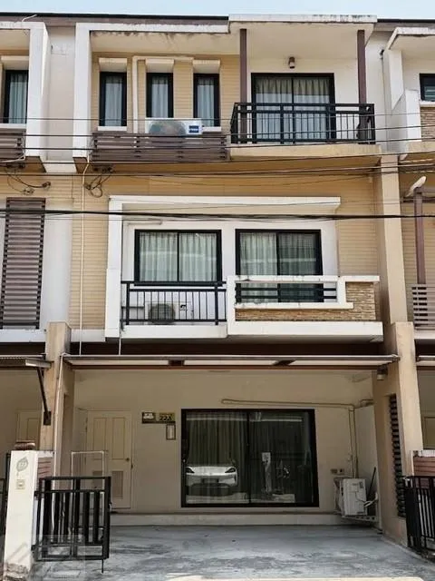 HR 9766 ให้เช่าทาวน์โฮม 3 ชั้น 3 ห้องนอน โครงการ Time home พระราม 9 หัวหมาก พระรามเก้าซอย 57