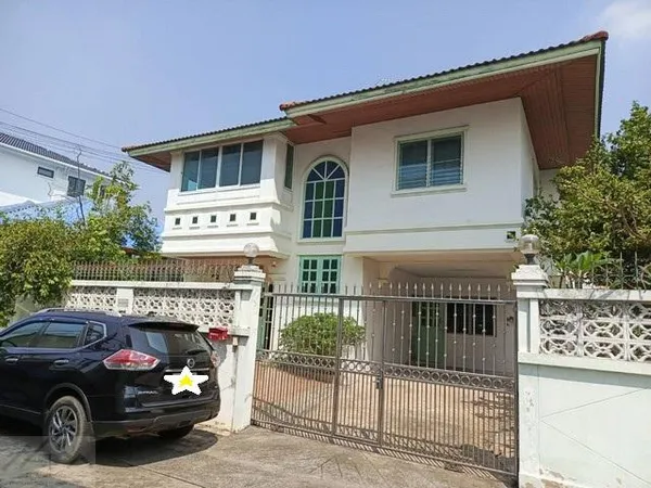 ให้เช่าบ้านเดี่ยว 2 ชั้น 79 ตร.ว. หลังมุม ถนนลาดพร้าว-วังหิน 24 ใกล้เซ็นทรัล อีสต์วิลล์