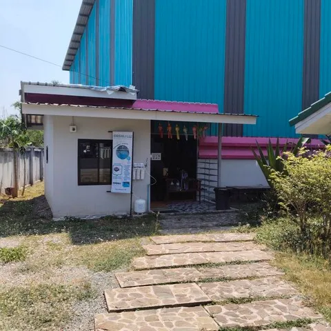 โกดังให้เช่าพื้นที่ 450 ตร.ม. พร้อมออฟฟิศ เส้น118 เชียงใหม่-เชียงราย อ.ดอยสะเก็ด จ.เชียงใหม่