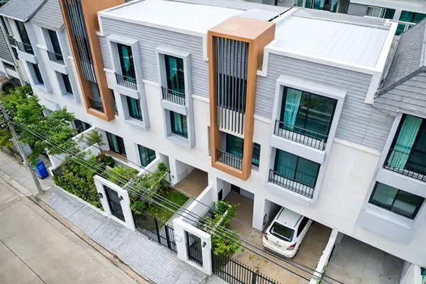 อิมแพ็ค เมืองทองธานี 900 ม. สำนักงานที่ดิน ปากเกร็ด 2 กม. 3 นอน 3 น้ำ19 ตร.วา. 220 ตร.ม. ทาวน์โฮม 3ชั้น ถ.ติวานนท์ แจ้งว