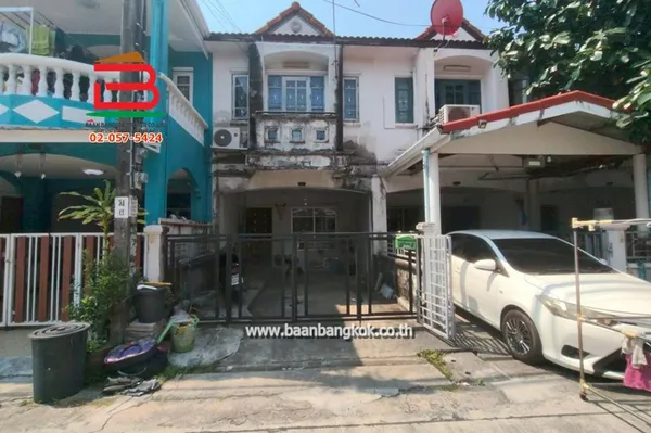 ทาวน์เฮ้าส์ หมู่บ้านเค.ซี.รามอินทรา 3 ซอยหทัยราษฎร์ 39 เนื้อที่ 16 ตรว. แขวงสามวาตะวันตก เขตคลองสามวา