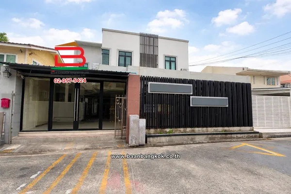 บ้านเดี่ยว/โฮมออฟฟิศ เนื้อที่ 55 ตร.ว. หมู่บ้าน อมรพันธ์ 8 (สวนสยาม 9 แยก 4) ถนนเสรีไทย-สวนสยาม แขวงคันนายาว เขตคันนายาว