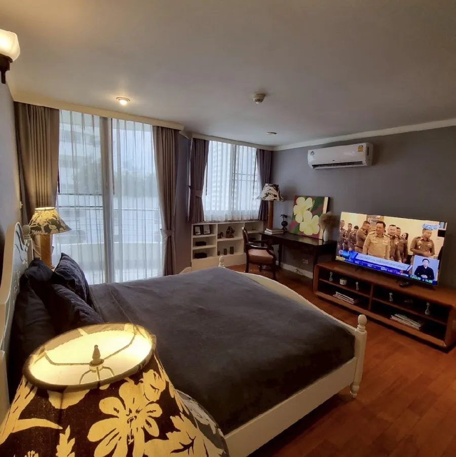 ให้เช่า คอนโด Supalai Place Sukhumvit 39 142 ตรม 2