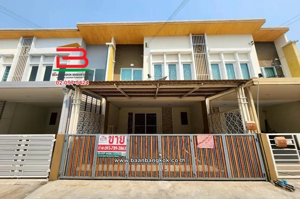 ทาวน์โฮม เนื้อที่ 21.5 ตร.ว. โครงการ โกลเด้นทาวน์ วัชรพล-สุขาภิบาล 5 ถนนรามอินทรา แขวงออเงิน เขตสายไหม