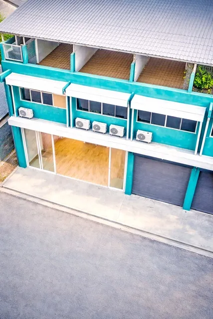 อารีย์ สุทธิสาร แพลทินัม แฟชั่น มอลล์ 3.7 กม.รถไฟฟ้า BTS สะพานควาย 1.3 กม. โฮมออฟฟิศ 3 ชั้น อินทามระ12-16 2-3นอน 3แอร์ ว