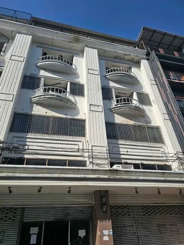  ให้เช่าอาคารพาณิชย์ 2คูหาๆละ 4 ชั้นมีชั้นลอยมีดาดฟ้า  เหมาะทำออฟฟิศ ทำการค้า โกดังเก็บของ โชว์รูม ใกล้ mrt สายสีม่วงและสายสีแดงสถานีบางซ่อน เพิ่งRenovateใหม่
