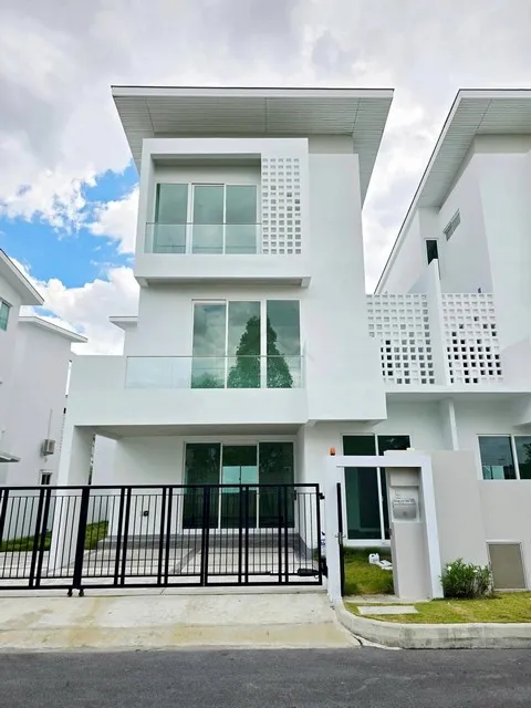 ขายบ้านเดี่ยว 3 ชั้น 38.5 ตร.ว. เนอวานา แอบโซลูท เอกมัย-รามอินทรา Nirvana Absolute Ekkamai-Ramintra บ้านใหม่ สวย วิวดี