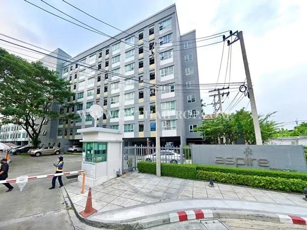 Aspire Sathorn Taksin (Brick Zone)